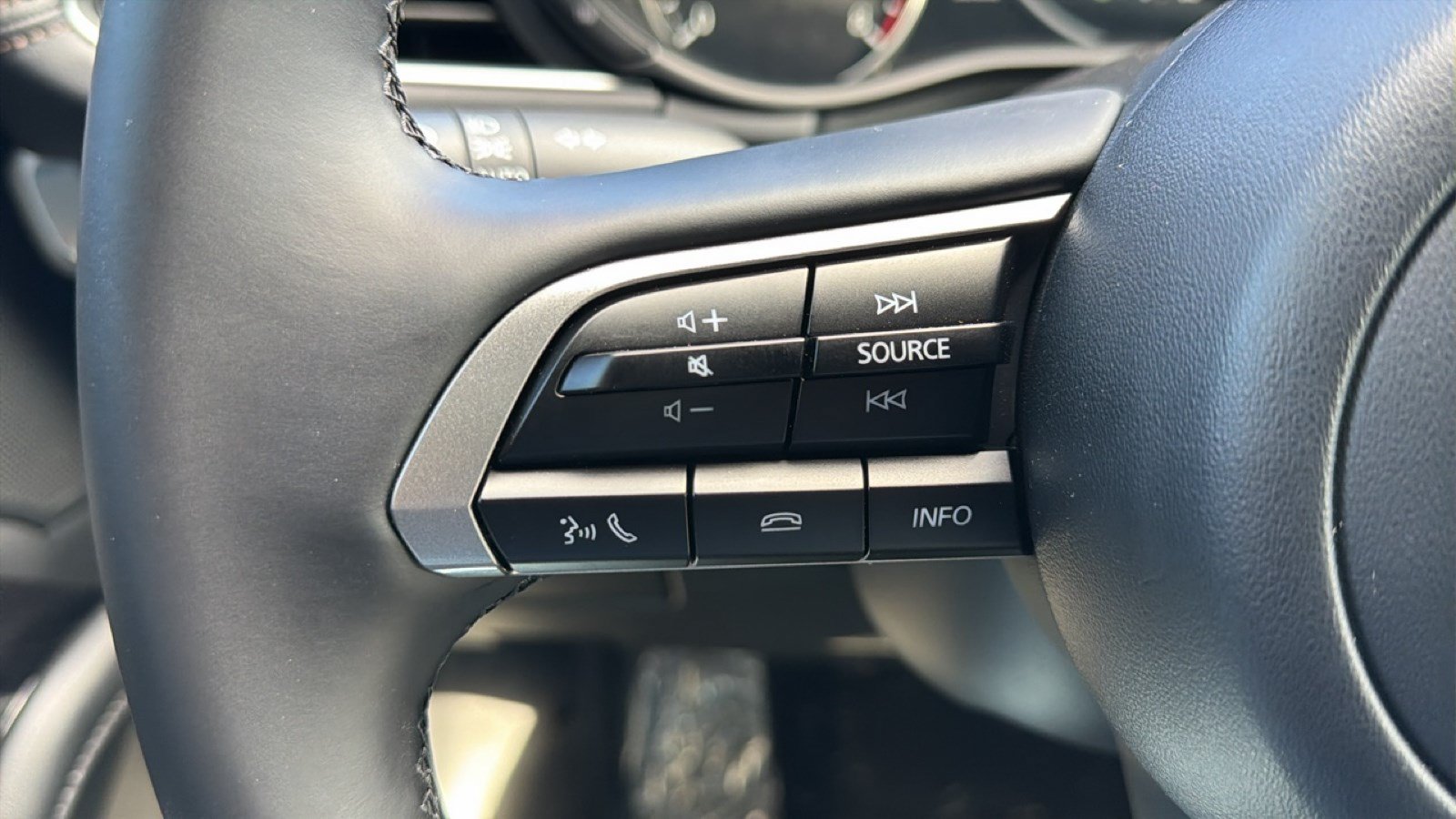 New 2026 MAZDA MAZDA3 s Sport FWD image 18