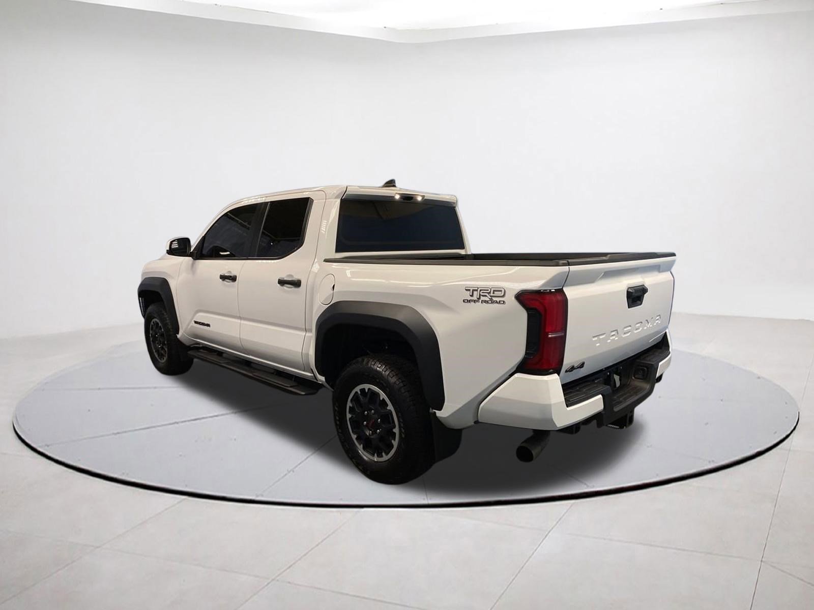 Used 2024 Toyota Tacoma TRD Off-Road AWD/4WD image 7