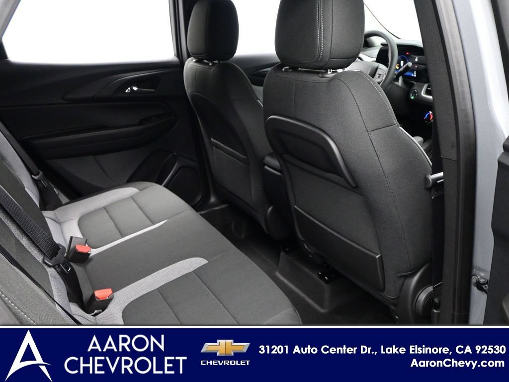 New 2026 Chevrolet TrailBlazer LT w/ Midnight Edition FWD image 11