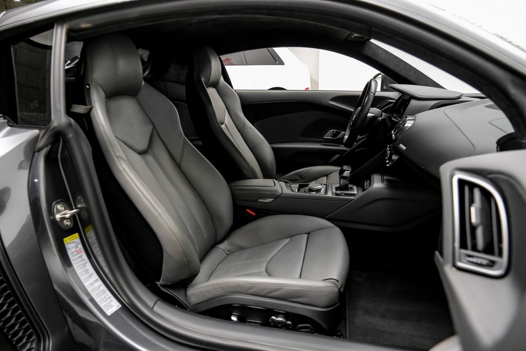Used 2018 Audi R8 V10 AWD/4WD image 41
