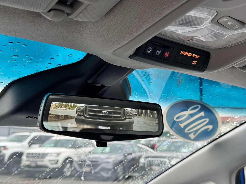 Used 2018 Chevrolet Bolt Premier w/ Driver Confidence II Package FWD image 26