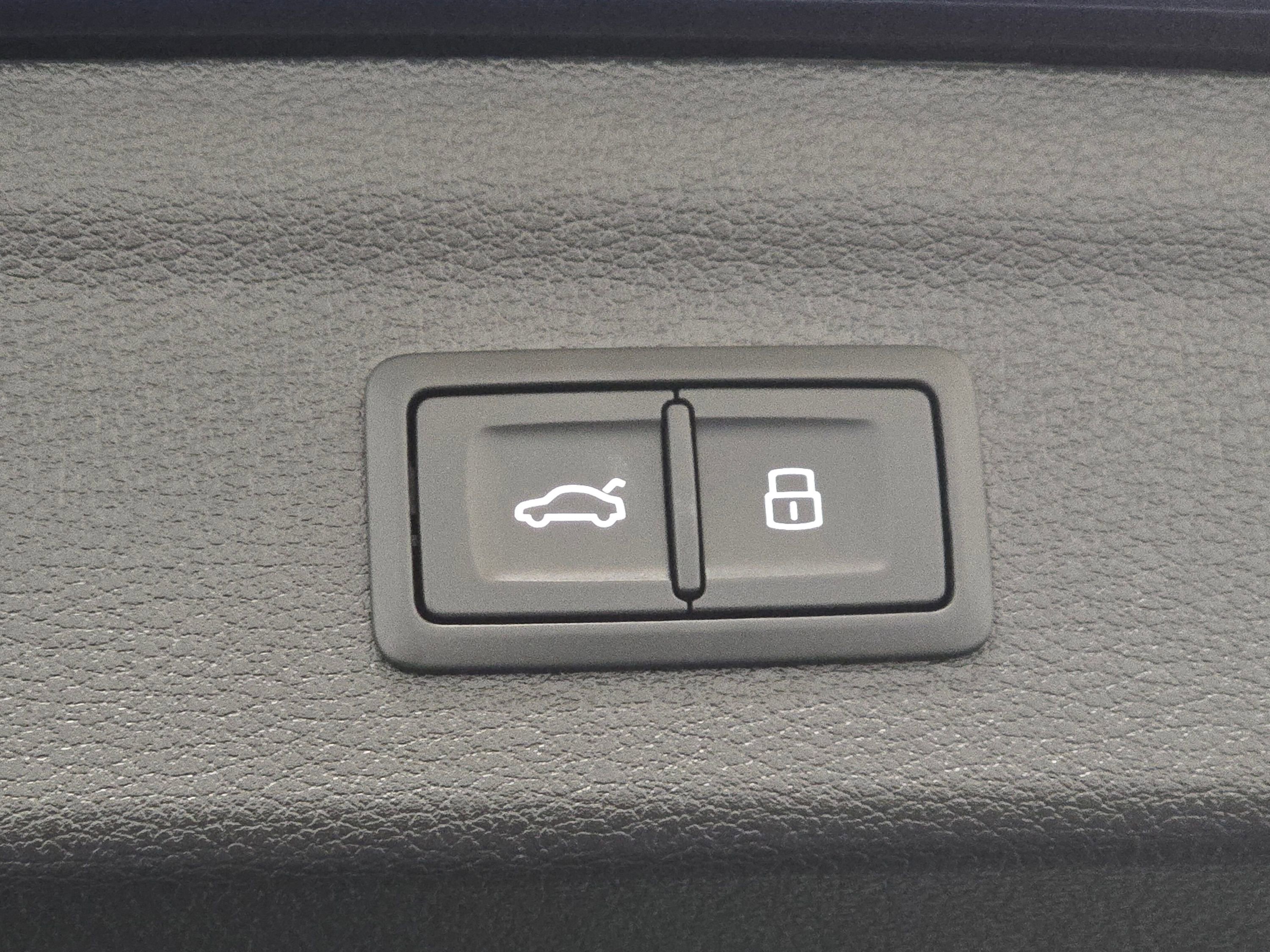 Used 2024 Audi Q3 2.0T Premium Plus image 22