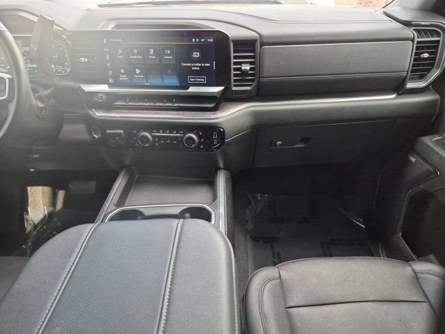 Used 2024 Chevrolet Silverado 2500 LTZ w/ LTZ Convenience Package AWD/4WD image 19