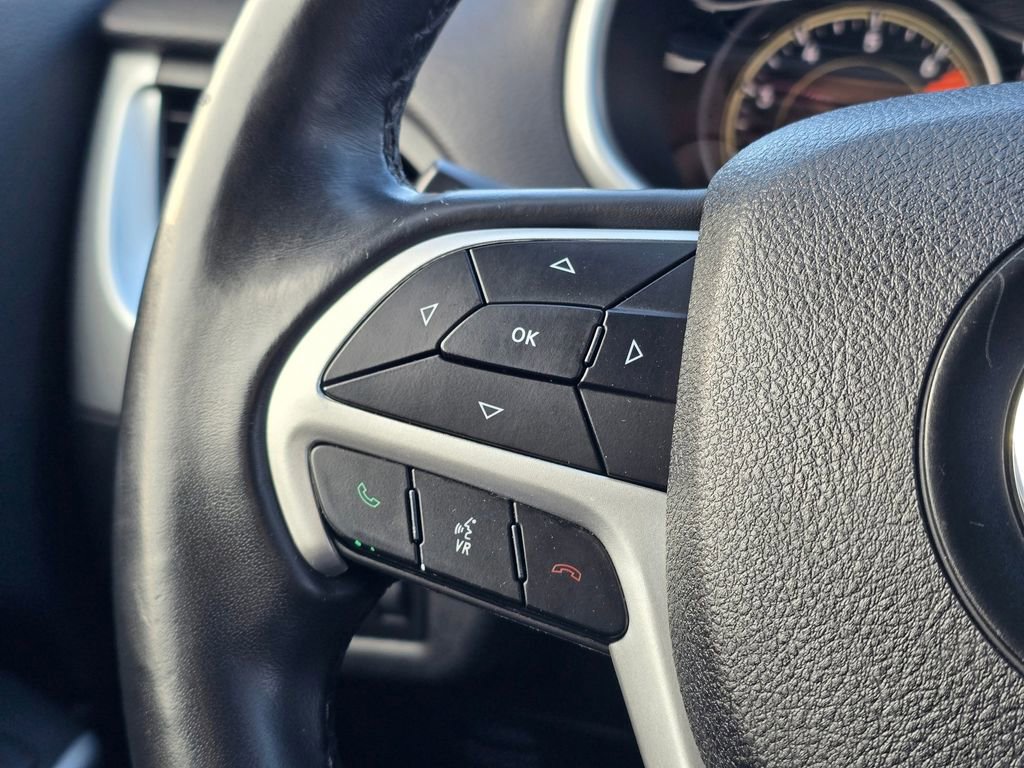 Used 2018 Jeep Cherokee Latitude Plus image 36