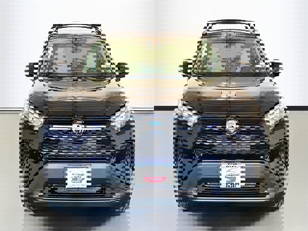 New 2025 Toyota RAV4 XLE image 2