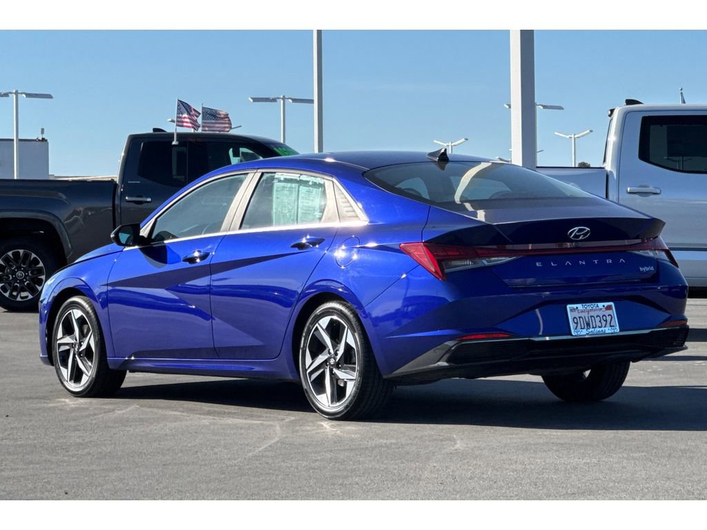 Used 2023 Hyundai Elantra Limited image 6