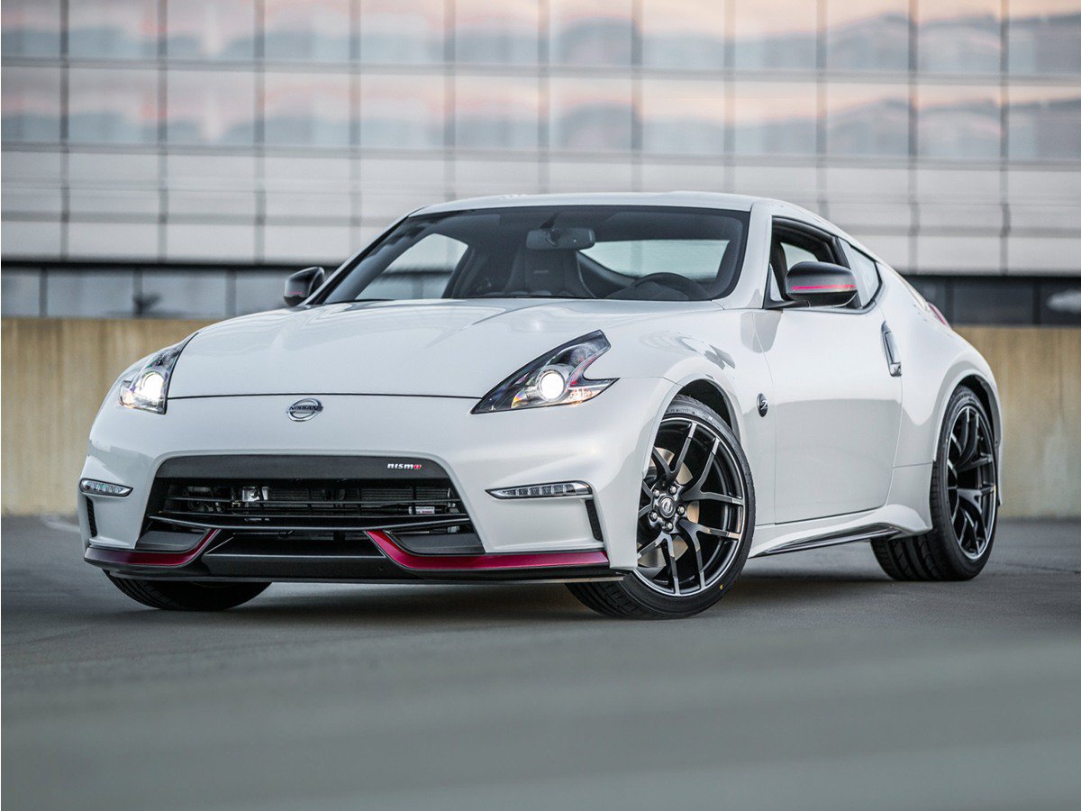 Used 2020 Nissan 370Z NISMO RWD image 1