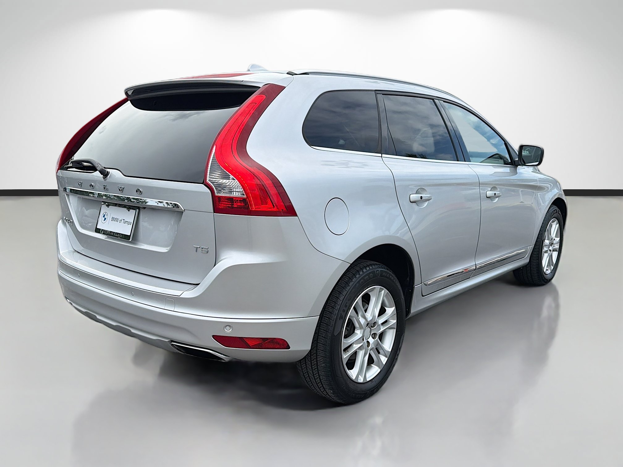 Used 2016 Volvo XC60 T5 Premier FWD image 3