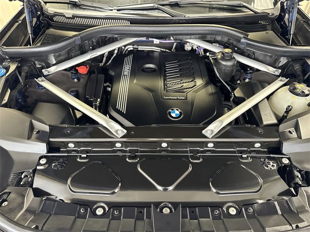 Used 2021 BMW X7 xDrive40i w/ Executive Package image 34