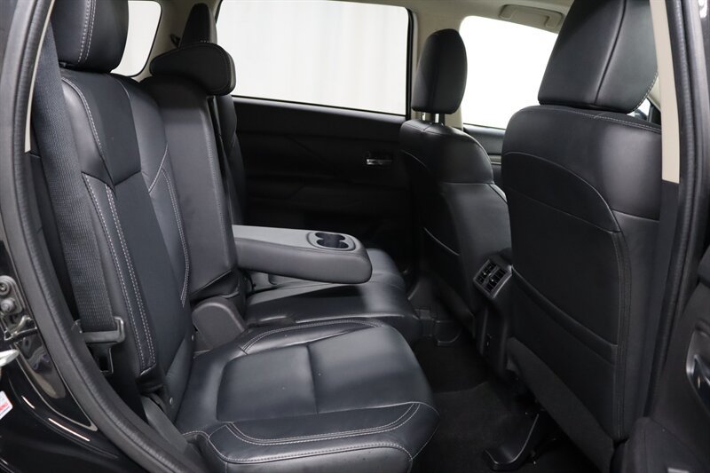 Used 2020 Mitsubishi Outlander GT AWD/4WD image 22