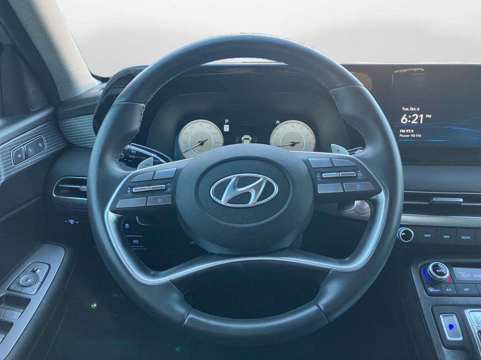 Used 2024 Hyundai Palisade Limited AWD/4WD image 13
