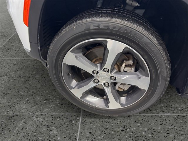 Used 2023 Jeep Grand Cherokee L Limited image 24