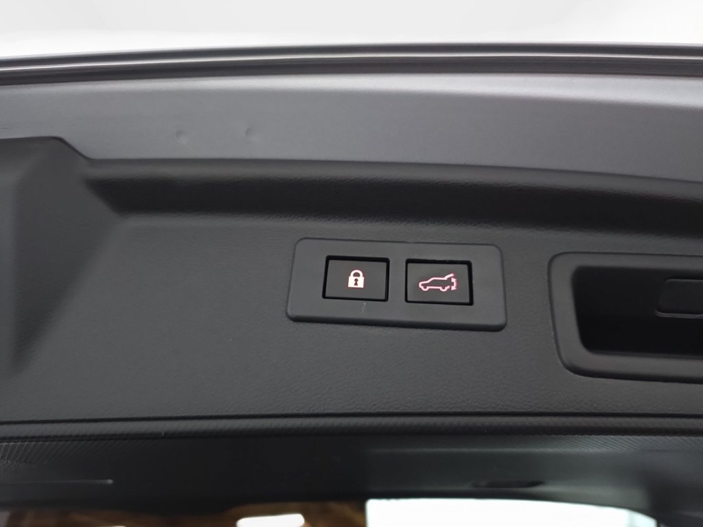 Used 2019 Subaru Forester Touring AWD/4WD image 16