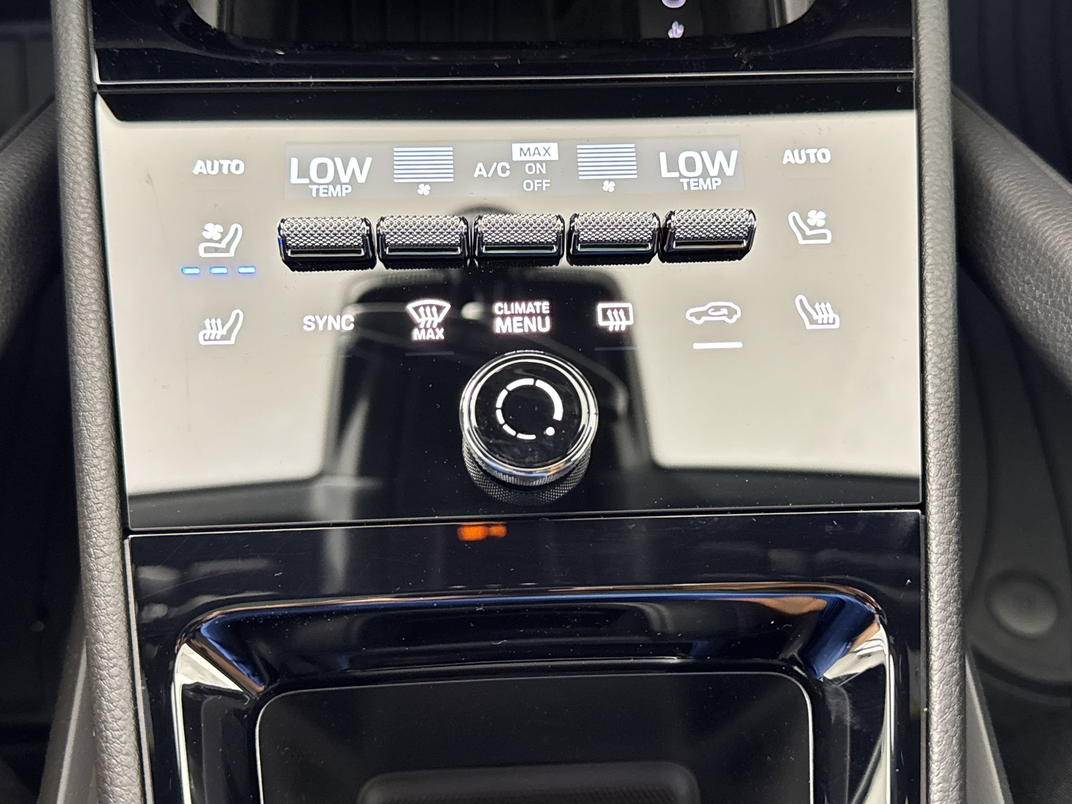 Certified 2026 Porsche Cayenne AWD/4WD image 19