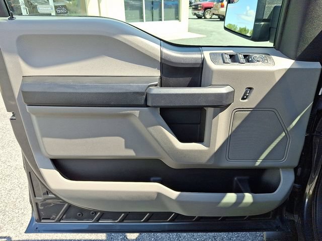 Used 2020 Ford F150 XL w/ Equipment Group 101A Mid AWD/4WD image 12