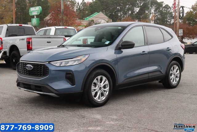 Used 2025 Ford Escape Active w/ Tech Pack #1 image 3