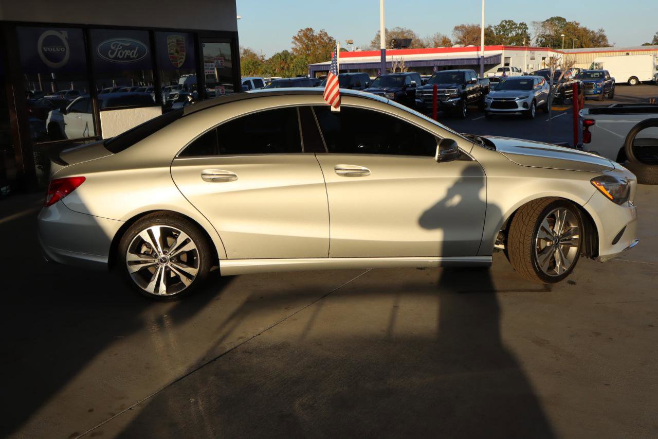 Used 2018 Mercedes-Benz CLA 250 image 4