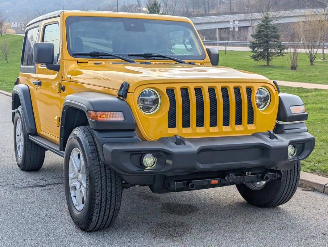 Used 2021 Jeep Wrangler Sport AWD/4WD image 2