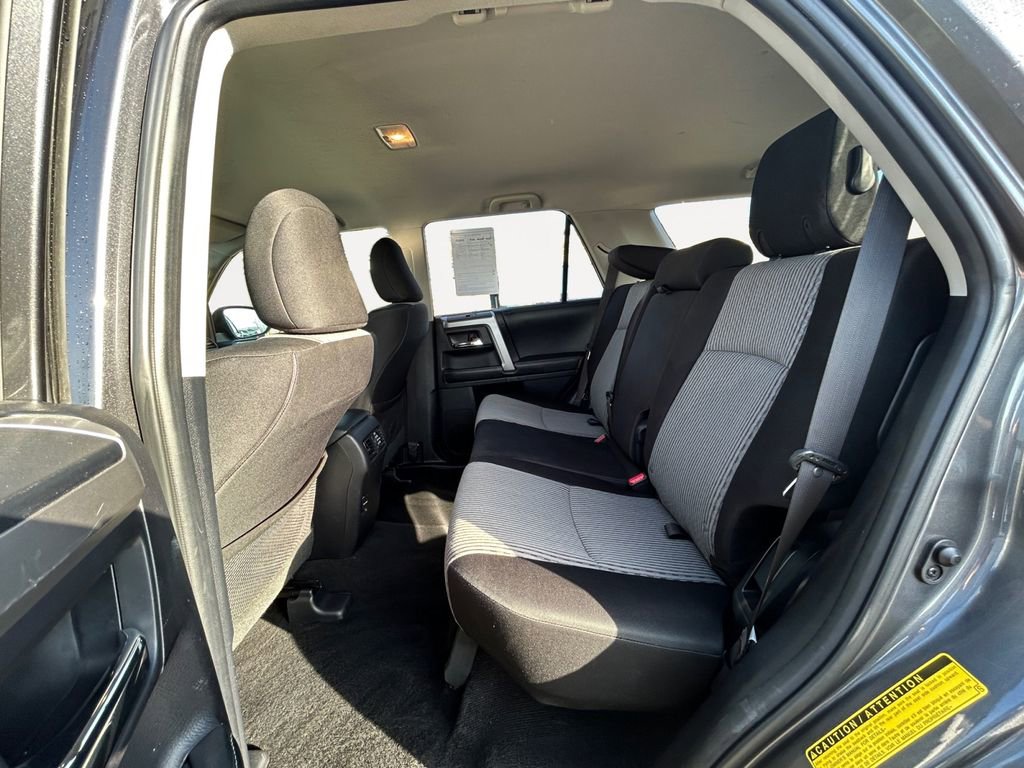 Used 2015 Toyota 4Runner SR5 image 11