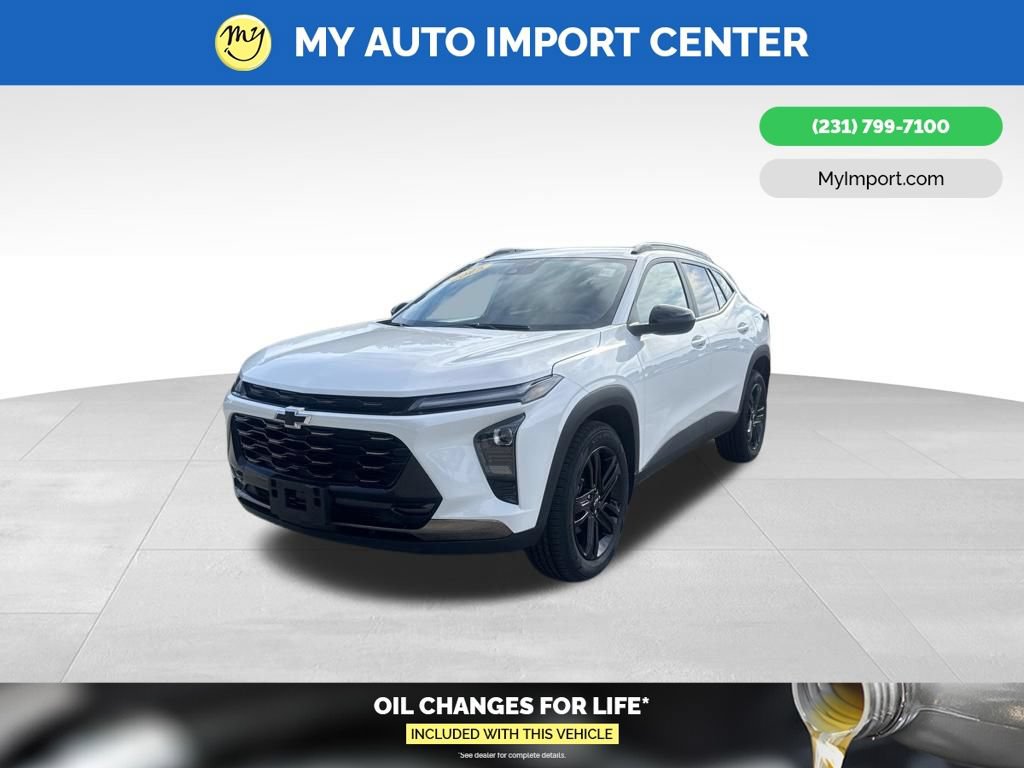 Used 2025 Chevrolet Trax ACTIV FWD image 3
