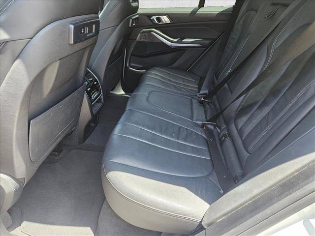 Used 2020 BMW X5 sDrive40i w/ Convenience Package RWD image 18