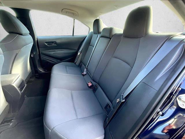 Used 2022 Toyota Corolla LE image 28