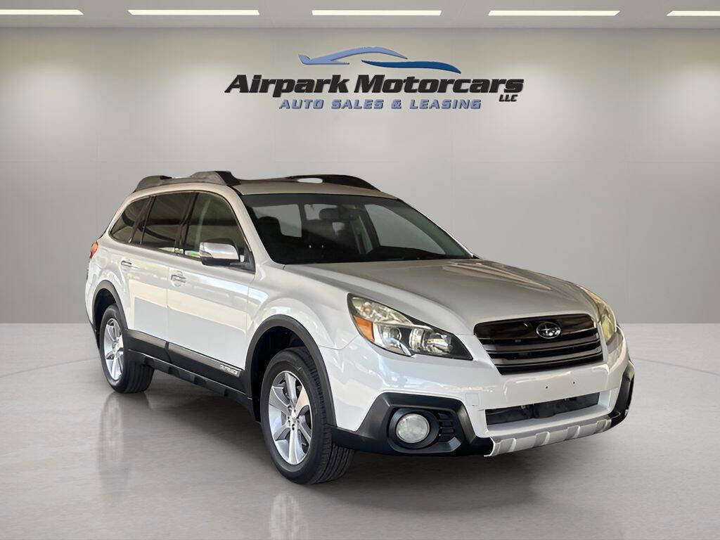 Used 2013 Subaru Outback 3.6R Limited w/ Special Appearance Pkg image 7