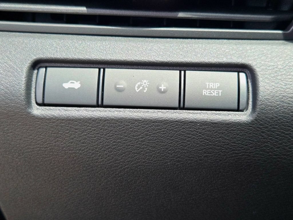 New 2026 Nissan Altima 2.5 SV FWD image 26