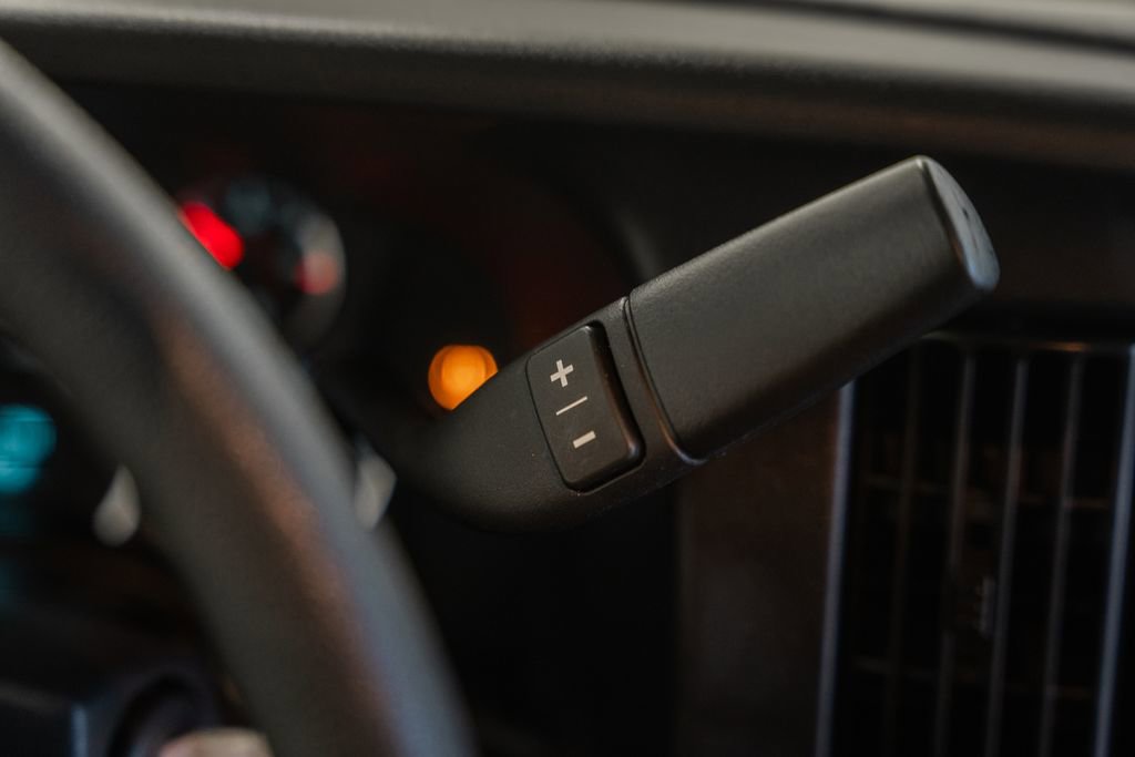 Used 2023 GMC Savana 2500 w/ Driver Convenience Package image 22