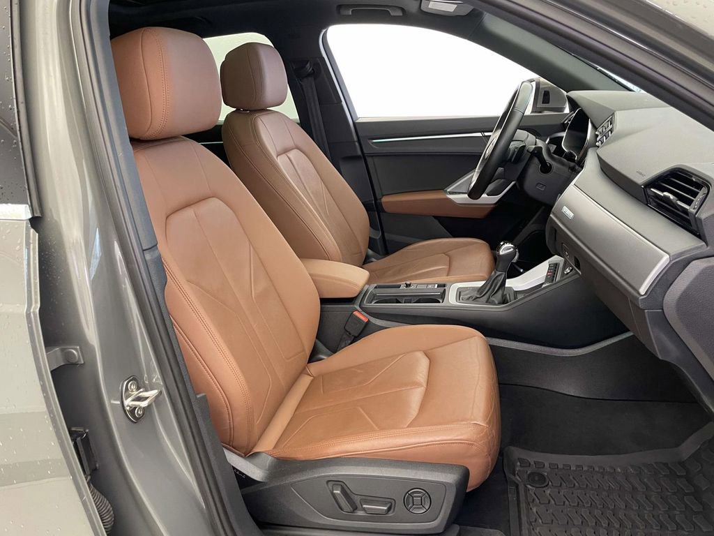 Used 2021 Audi Q3 2.0T Premium Plus image 22