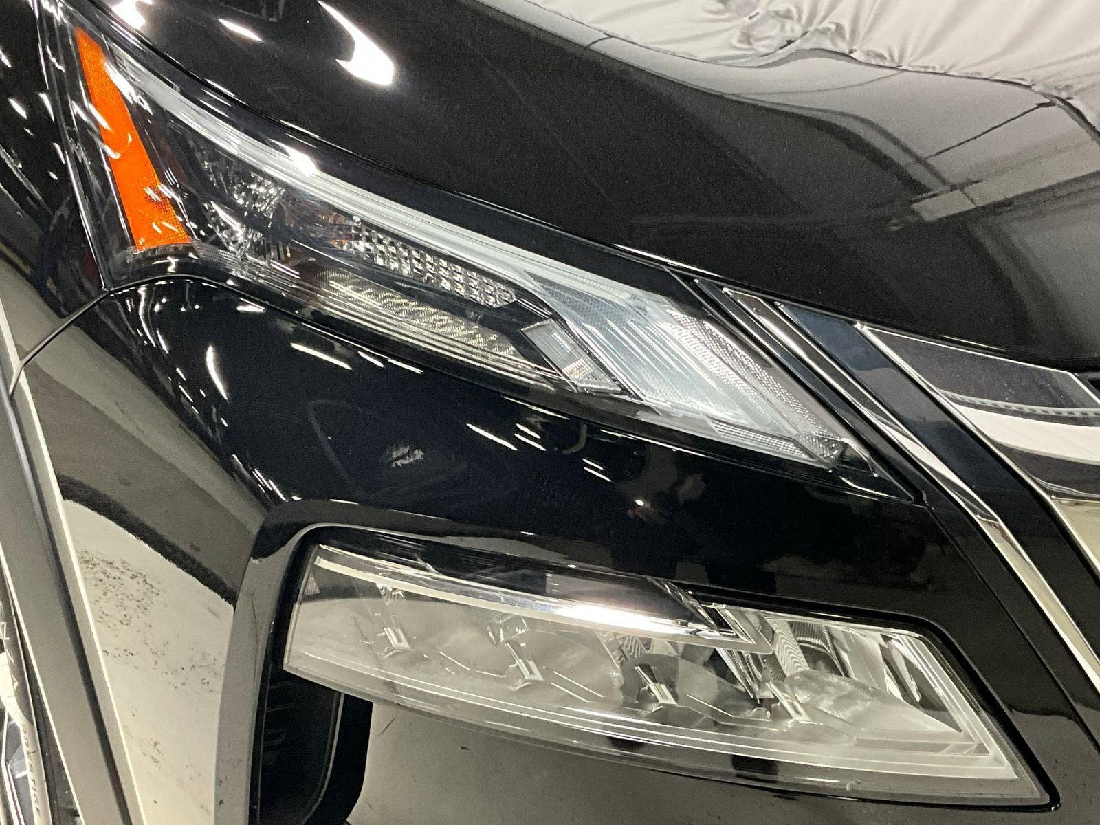 Used 2023 Nissan Rogue SL AWD/4WD image 27