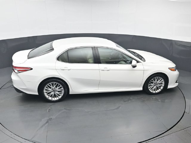 Used 2018 Toyota Camry XLE FWD image 37