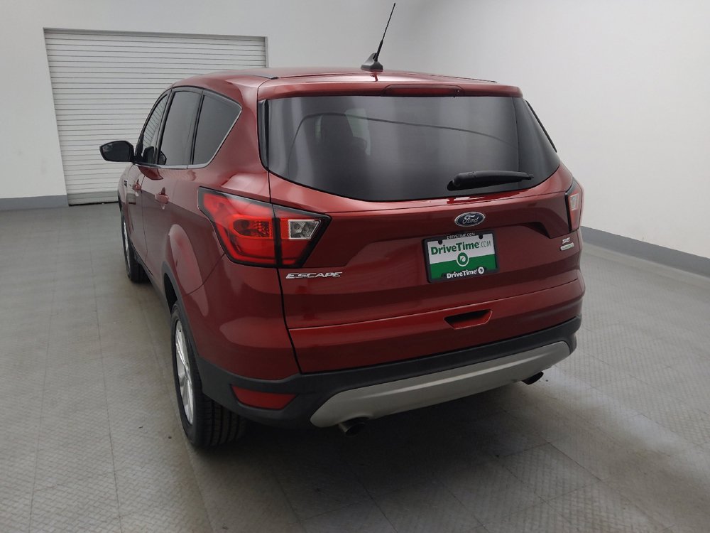 Used 2019 Ford Escape SE FWD image 6