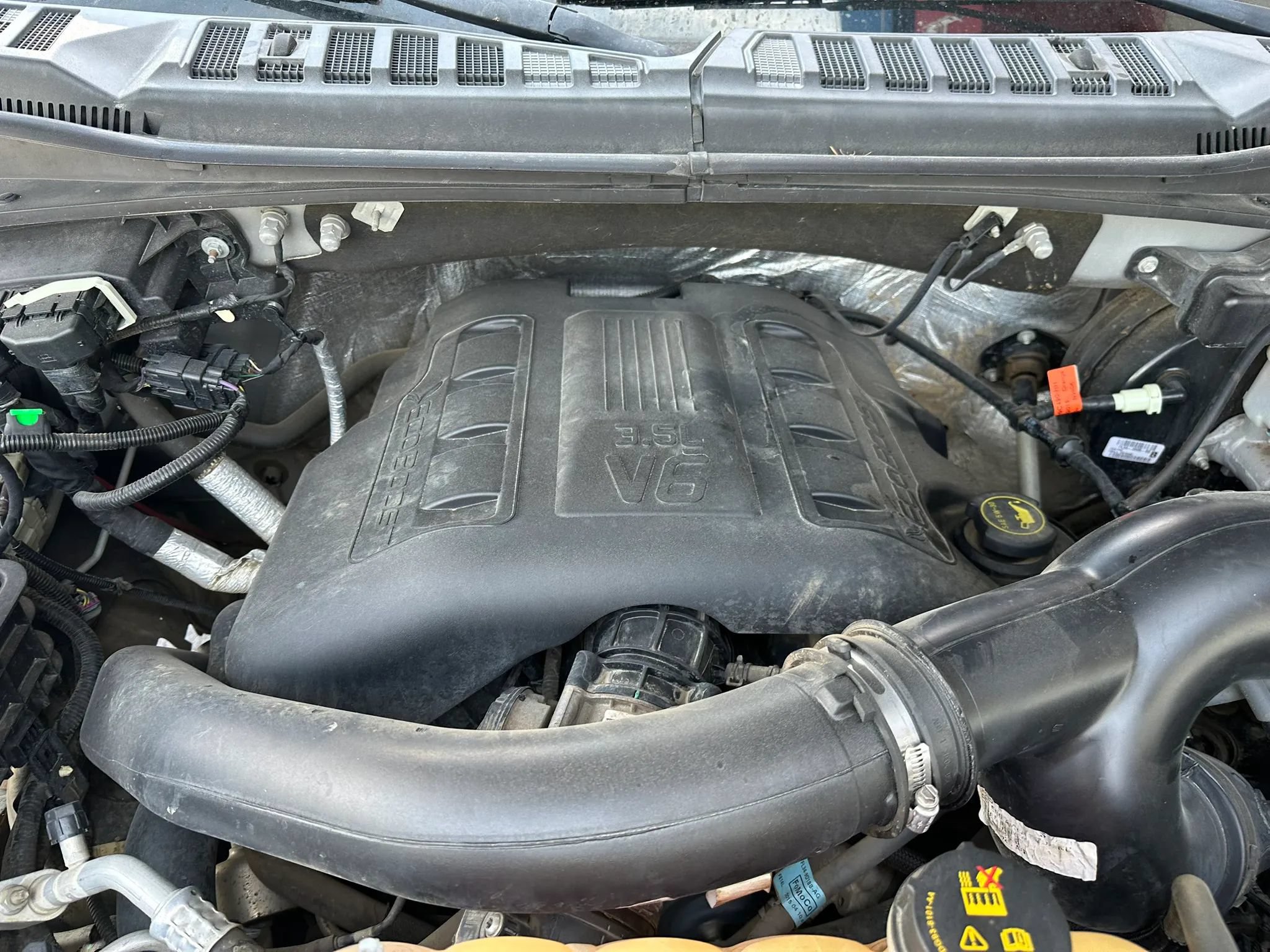Used 2015 Ford F150 XLT AWD/4WD image 27