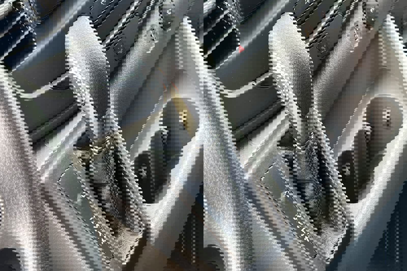 New 2026 Ford Transit 250 148 Medium Roof w/ Load Area Protection Package image 23