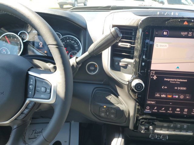 New 2026 RAM 2500 Big Horn AWD/4WD image 19