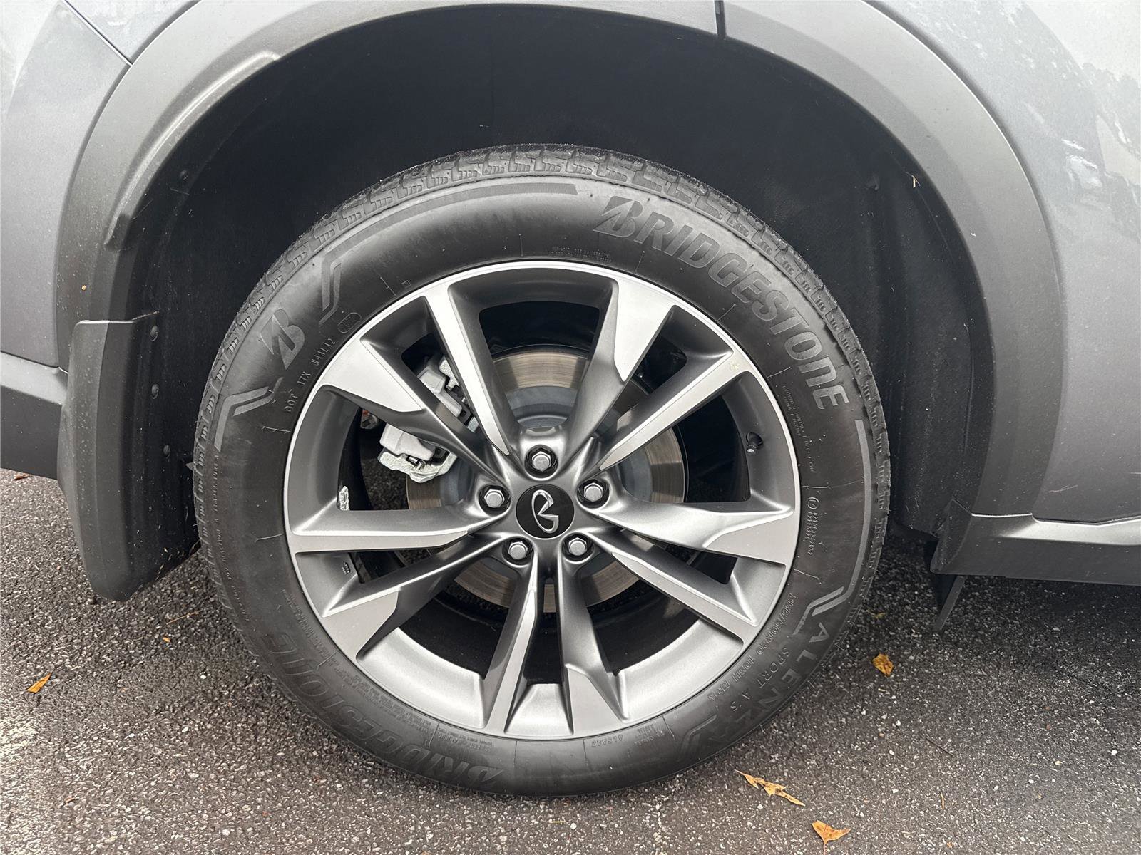 Certified 2025 INFINITI QX60 Luxe image 25