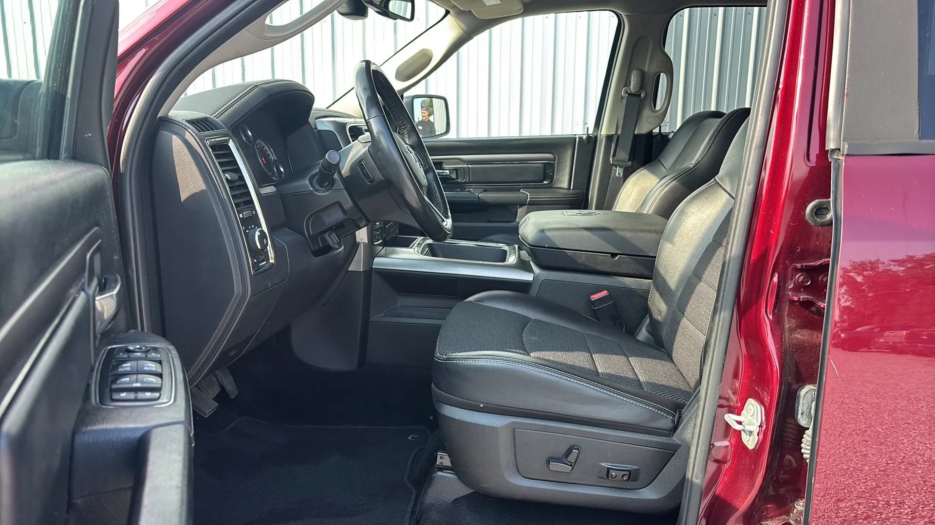 Used 2016 RAM 1500 Sport w/ Sport Premium Group AWD/4WD image 18