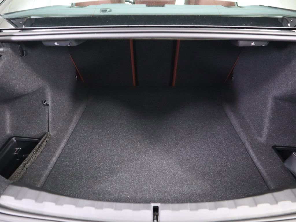 New 2026 BMW 330i Sedan w/ Convenience Package image 29