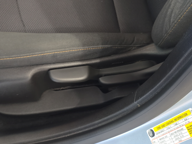 Used 2017 Chevrolet Cruze LS FWD image 13