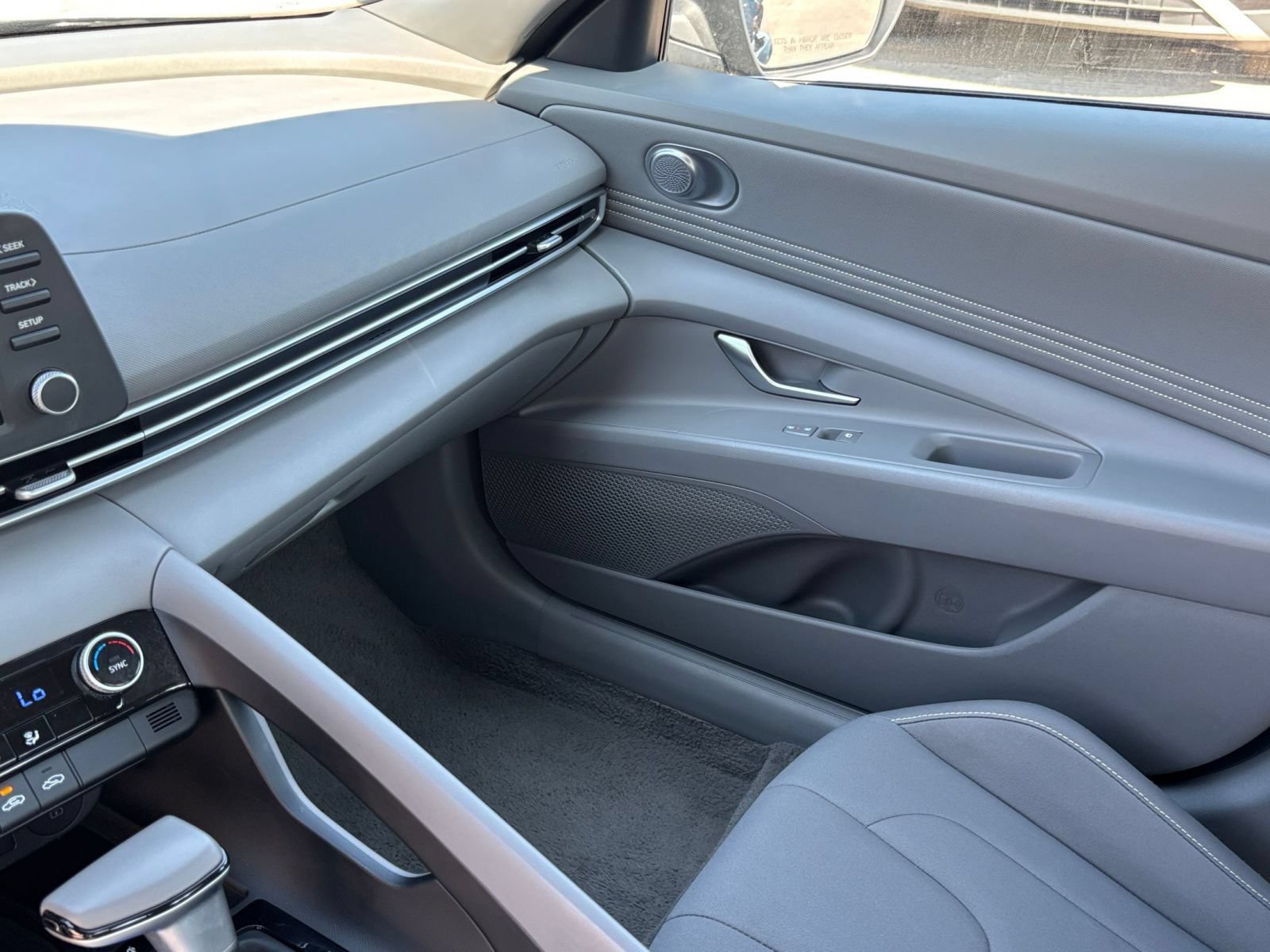 Used 2026 Hyundai Elantra Sport FWD image 34
