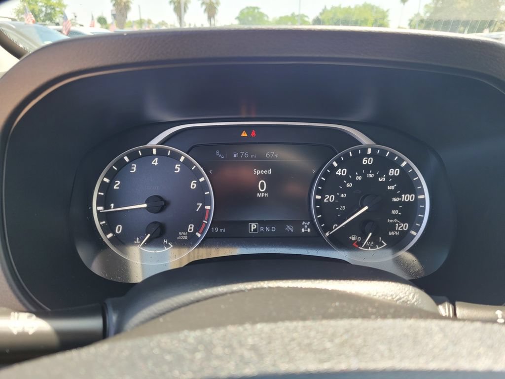New 2023 Nissan Frontier SV w/ SV Convenience Package RWD image 11