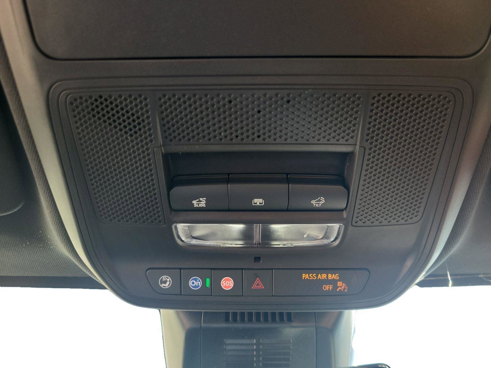 New 2026 Chevrolet Equinox ACTIV w/ Safety and Technology Package image 17