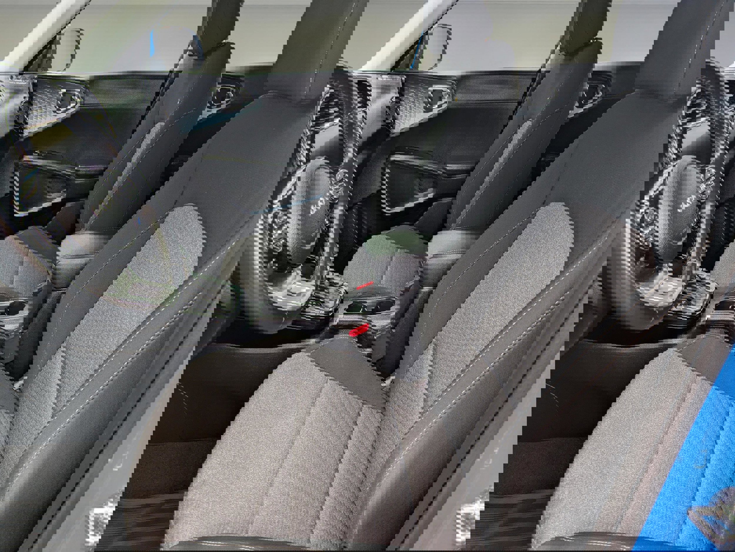 Used 2023 Kia Soul EX image 15