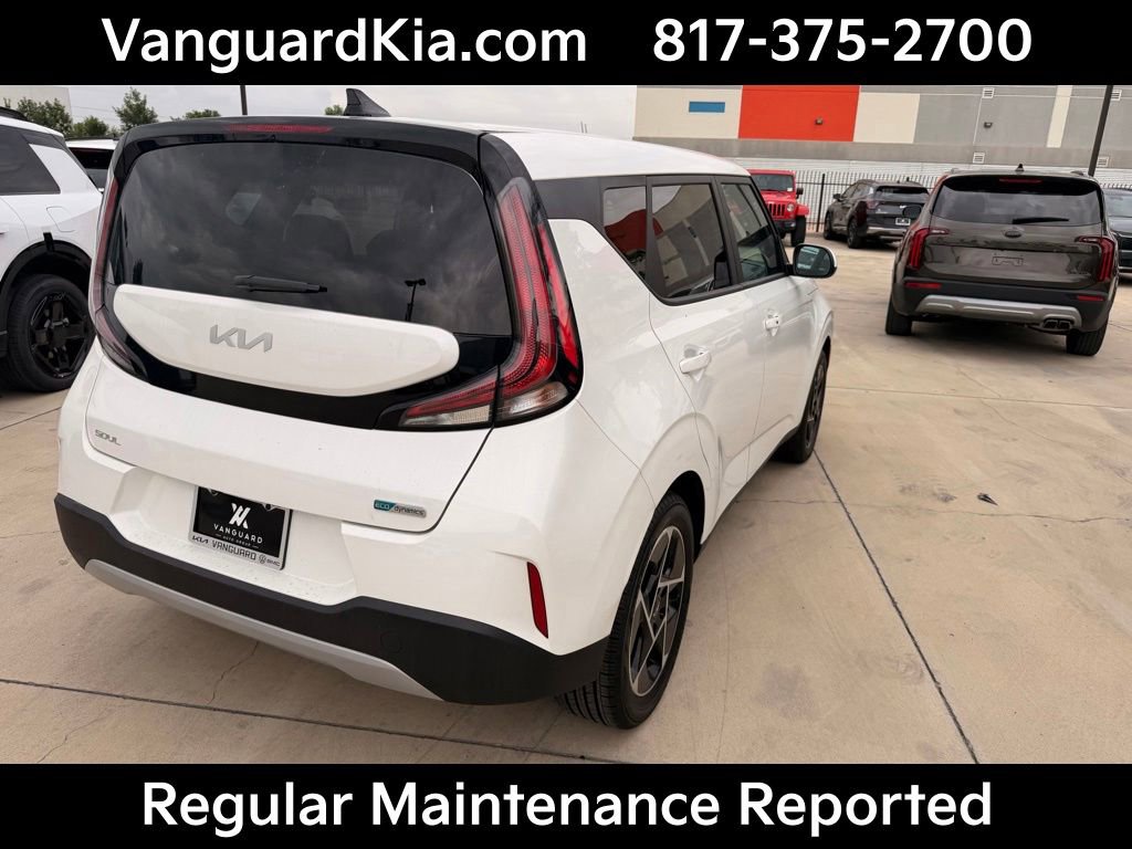 Used 2025 Kia Soul EX FWD image 4