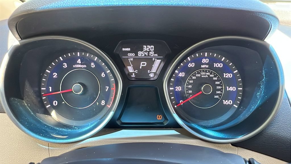 Used 2013 Hyundai Elantra GLS FWD image 17