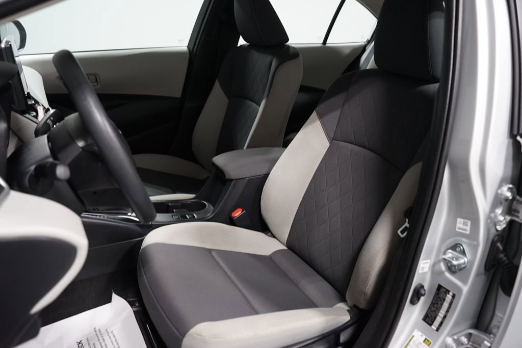 Certified 2025 Toyota Corolla LE image 24