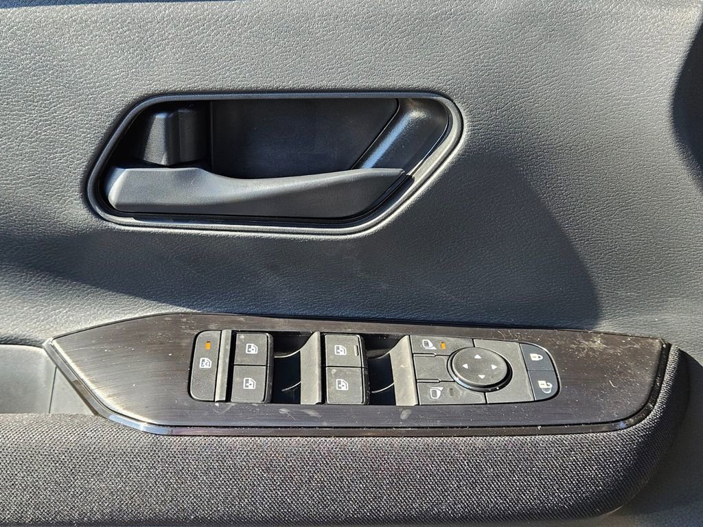 New 2026 Nissan Kicks S image 26