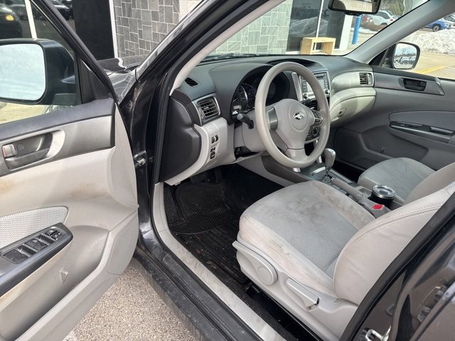 Used 2011 Subaru Forester 2.5X image 3