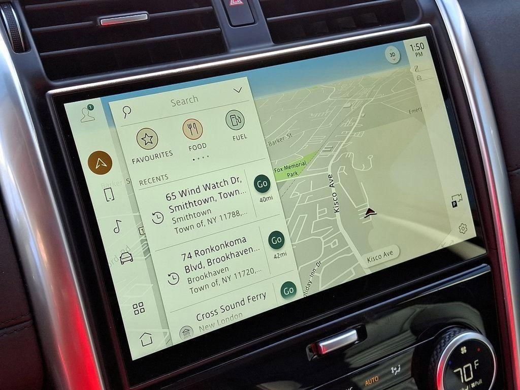 Used 2024 Land Rover Discovery S image 20